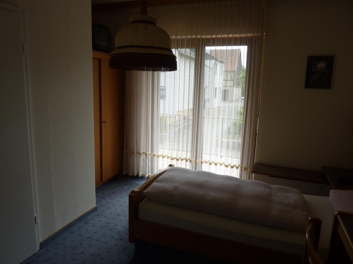 Gast- Und Gastehaus Simon Hotel Greifenstein Szoba fotó